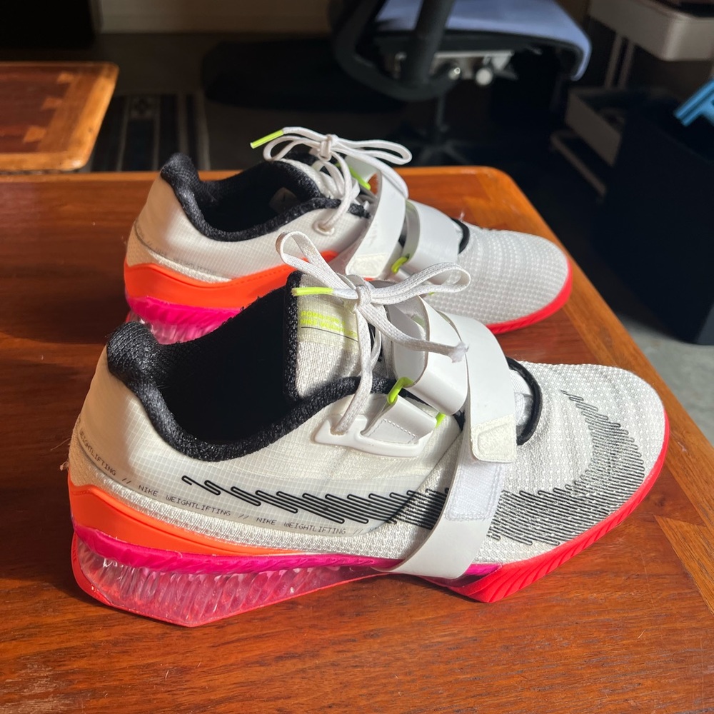 Used Romaleos 4 SE Size 11.5